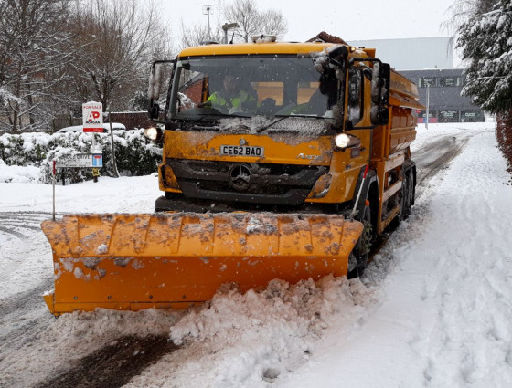An image of a gritter