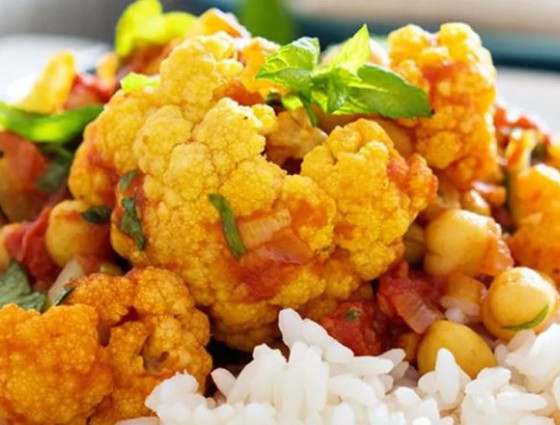 Cauliflower and chick pea curry