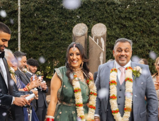 Meena & Gurminder marry at County Hall