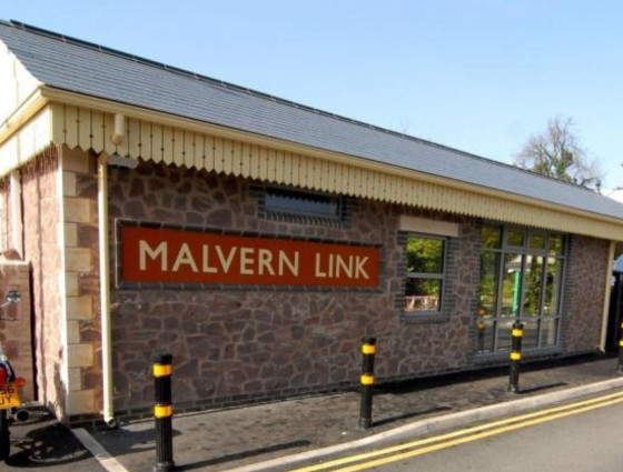 Malvern Link Station