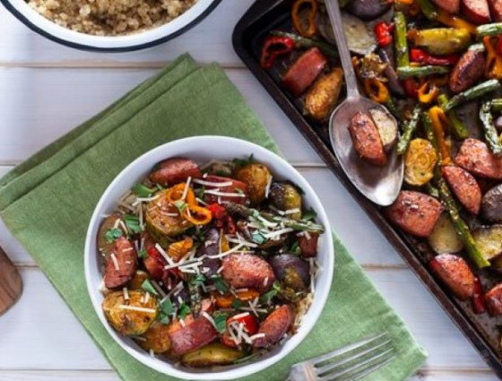 Tray with sprouts, chorizo & chestnuts