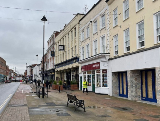 Bromsgrove High St before works