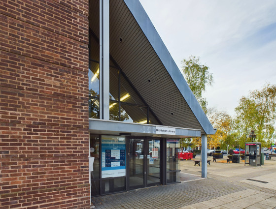 Droitwich library