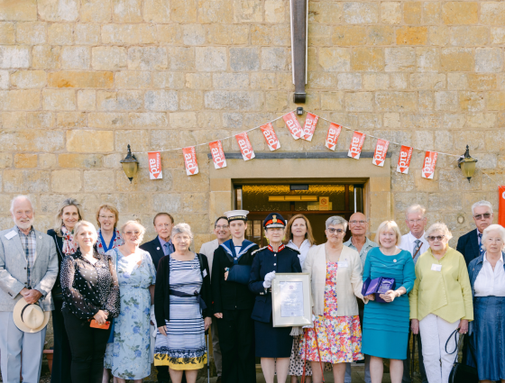 Signpost Broadway receive the King’s Award for Voluntary Service 