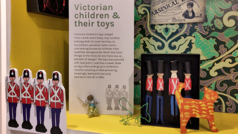Toy soldiers on a shelf 
